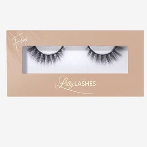 Lilly Lashes Everyday Faux mink lashes in Naturale full volume medium length NWT